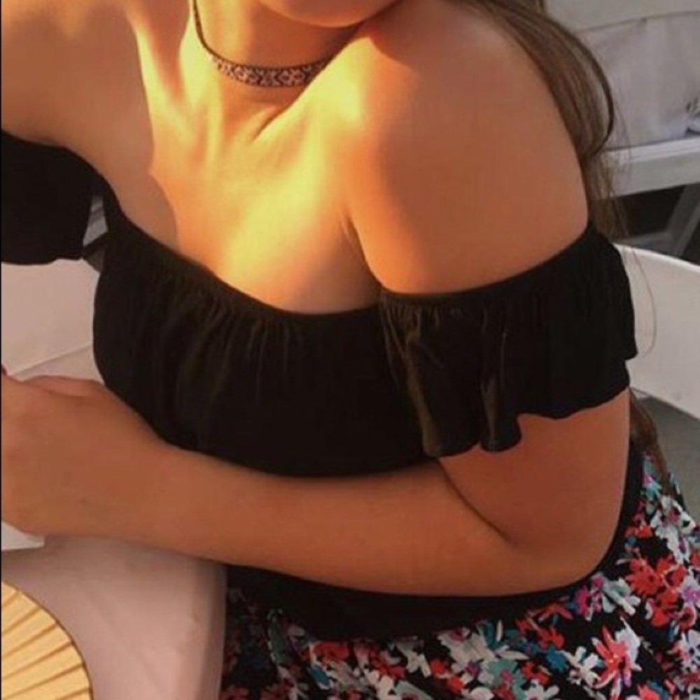 black off the shoulder crop top